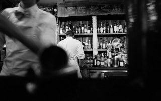 Bar mit der Gin Geschichte & Herkunft