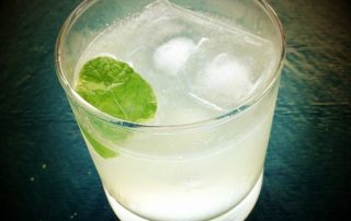 Gin Tonic Water Sorten & Geschichte