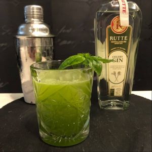 Gin Basil Smash Cocktail mit Rutte Gin